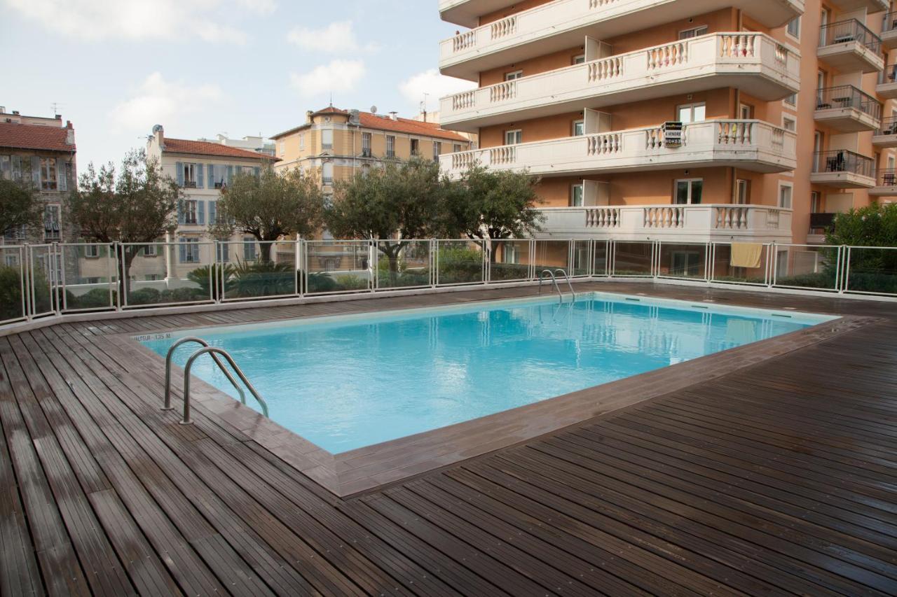 Studio With Swimming Pool 80 Meters Near The Beach Νίκαια Εξωτερικό φωτογραφία