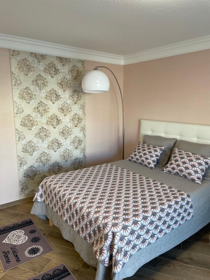 Studio With Swimming Pool 80 Meters Near The Beach Νίκαια Εξωτερικό φωτογραφία
