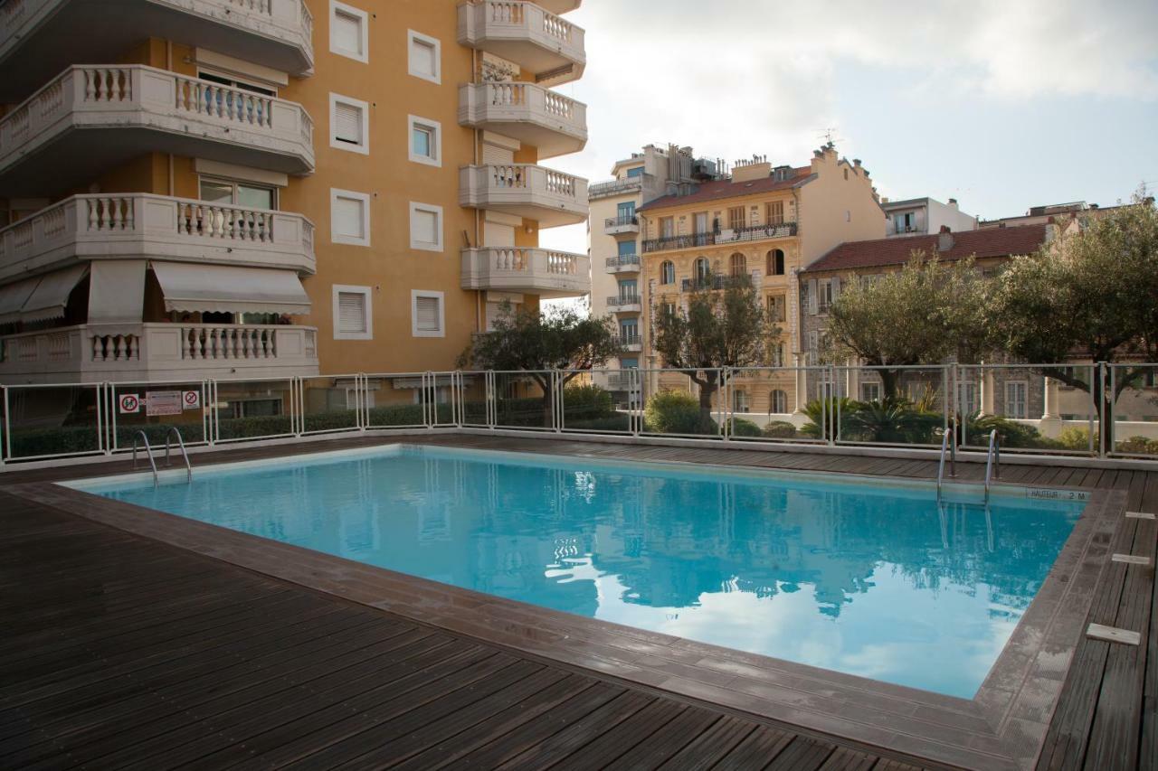 Studio With Swimming Pool 80 Meters Near The Beach Νίκαια Εξωτερικό φωτογραφία